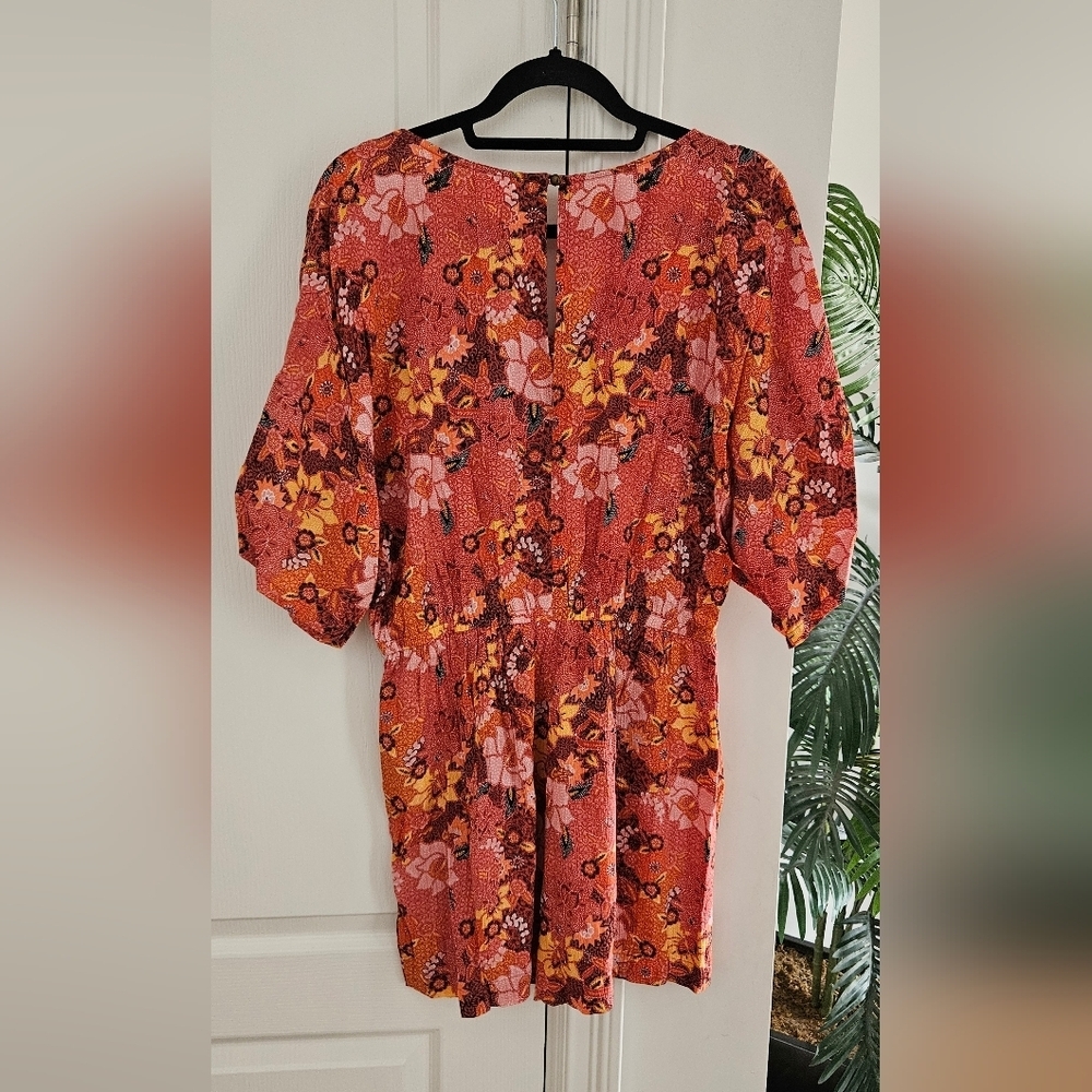 Ivy Floral V-Neck Romper - Picture 2 of 5